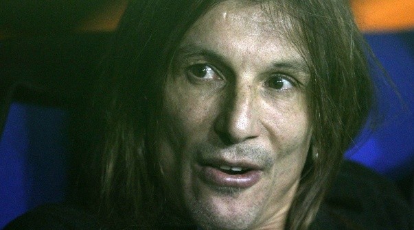 Claudio Caniggia empezó a calentar la previa del superclásico