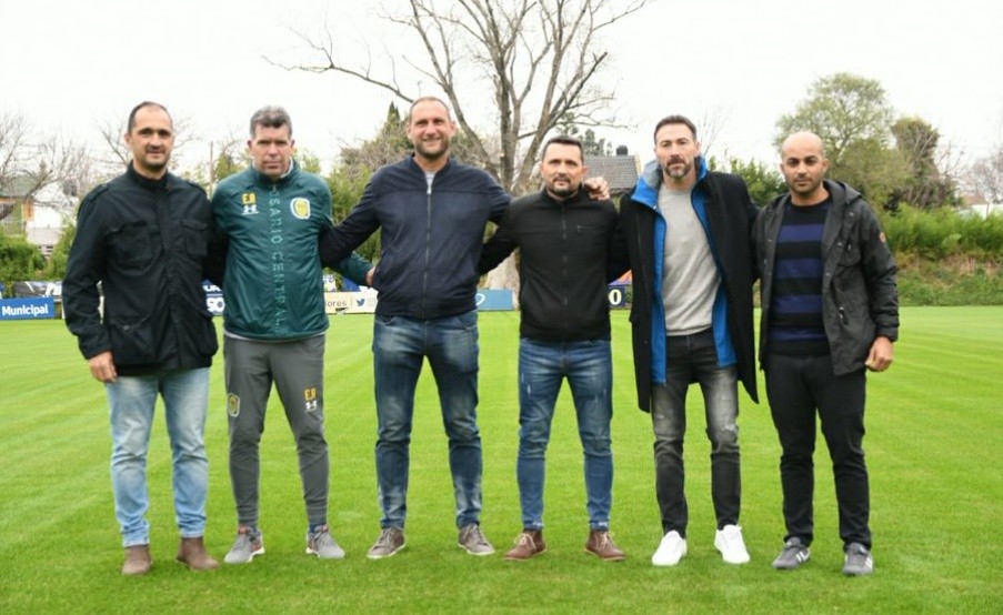 El cuerpo técnico de Rosario Central con Kily González como entrenador principal(Prensa Rosario Central)