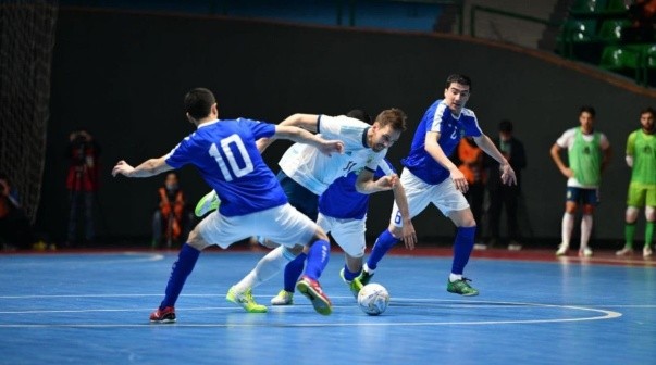 La Selección Argentina derrotó bien a Uzbekistán