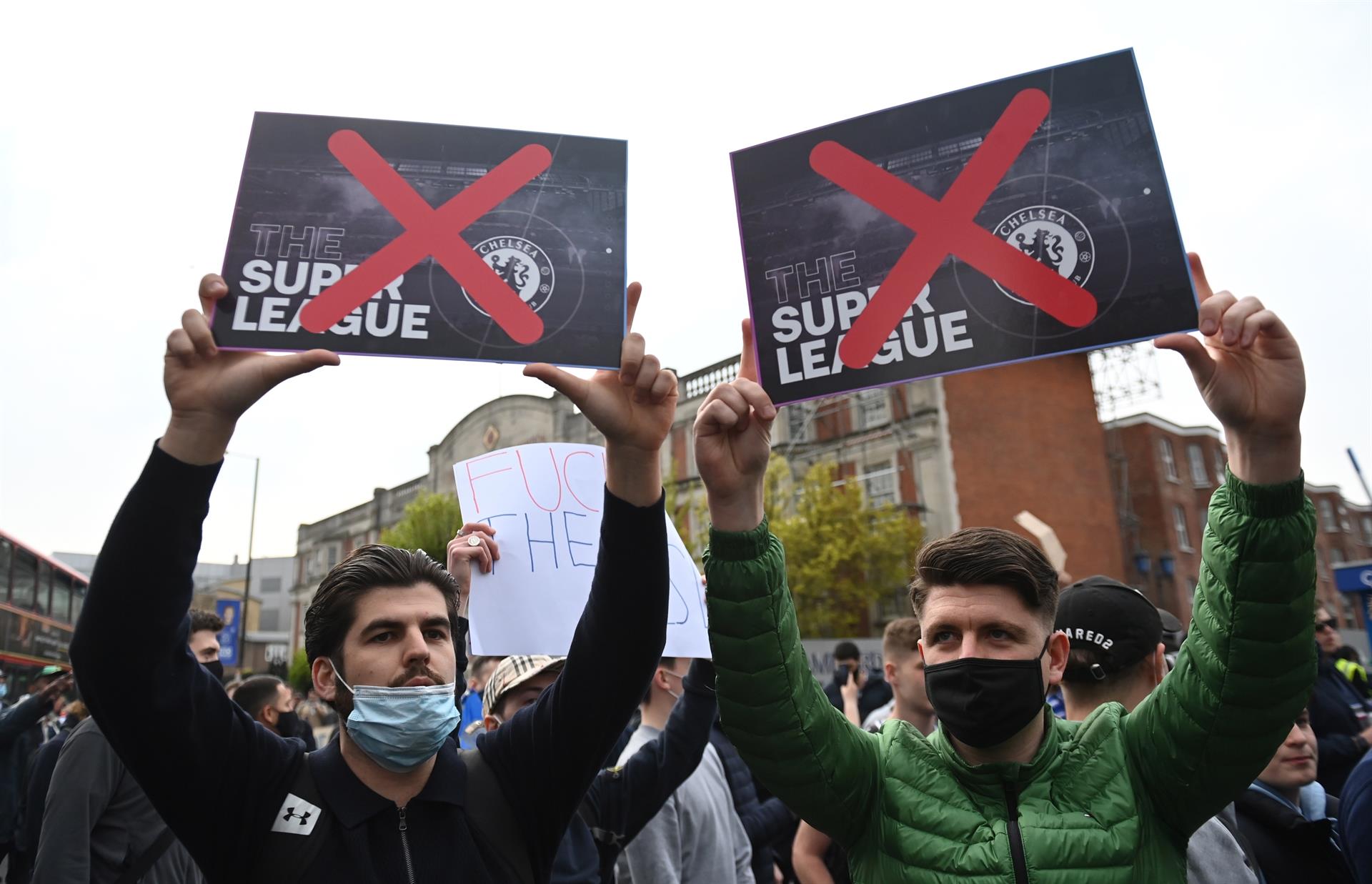 Los hinchas, en contra de la Superliga