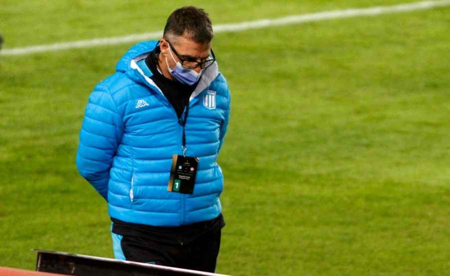 Juan Antonio Pizzi se fue de Racing(Fotobaires)