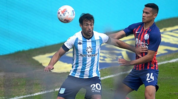 El delantero se refirió a su futuro tras su salida de la Academia y aseguró que tiene ganas de seguir jugando y entrenando. 