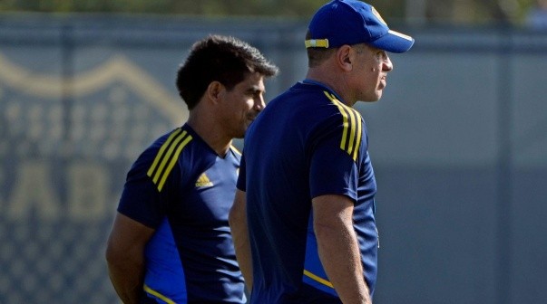 Sonó para ser DT de Boca tras la salida de Ibarra y renunció a su club