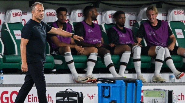 Hansi Flick, tajante sobre un posible Barcelona-Real Madrid en Champions: 