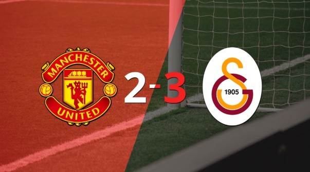 Manchester United no pudo con Galatasaray pese al doblete de Rasmus Hojlund