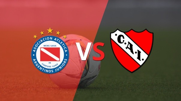 Empate a 0 en el comienzo del segundo tiempo entre Argentinos Juniors e Independiente