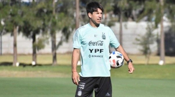 Nació en España, pero Diego Placente lo citó para la Selección Argentina Sub-17