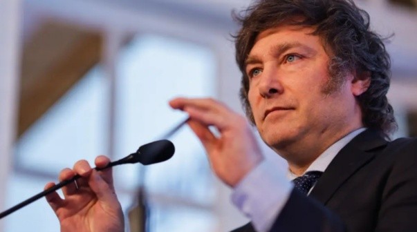 Javier Milei se expresó sobre Carlos Bilardo