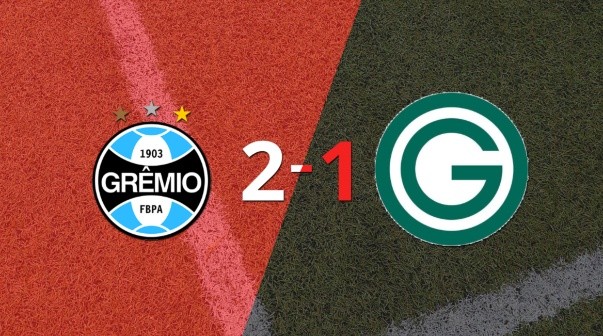 Goiás no pudo en su visita a Grêmio y perdió 2 a 1