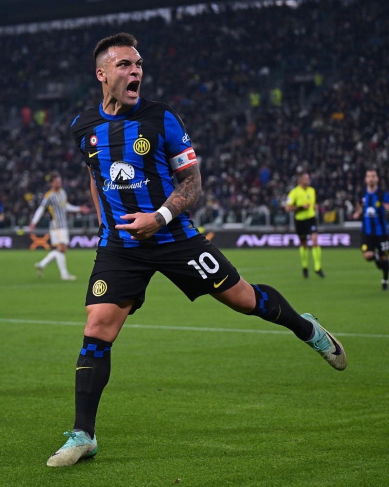 Lautaro Martínez con la camiseta del Inter Lautaro Martínez con la camiseta del Inter
