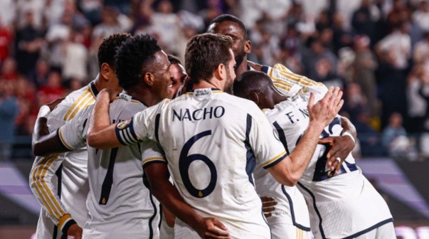 Real Madrid goleó a Barcelona y se quedó con la Supercopa de España