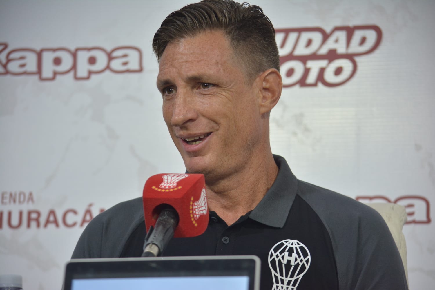 Huracán llamó a un sorpresivo DT para reemplazar a Sava