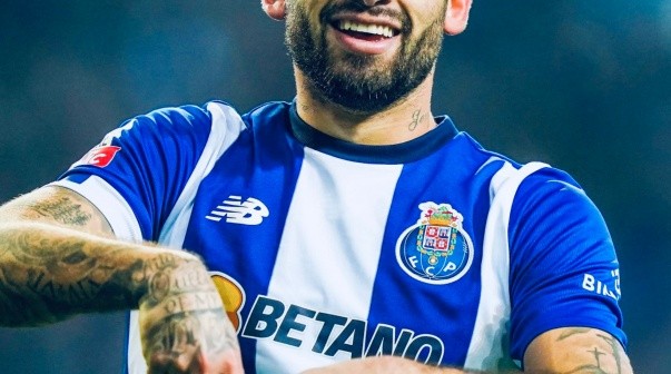 La decisión del Porto con Alan Varela tras el interés de un gigante europeo