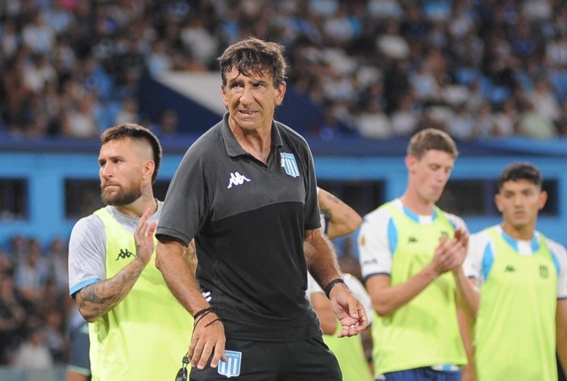 Gustavo Costas, tajante sobre el empate de Racing y Colo Colo Gustavo Costas, tajante sobre el empate de Racing y Colo Colo