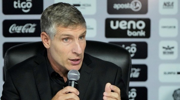 Martín Palermo, candidato para ser DT de un inesperado equipo