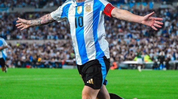 Argentina se floreó con Messi a la cabeza y goleó a Bolivia