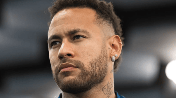 Neymar, cada vez más cerca de volver a jugar.
