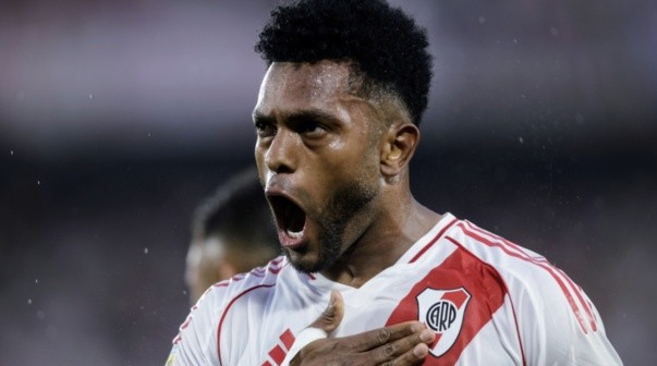 River Plate vs Barracas Central. Fecha 22 Copa de la liga Profesional. Fútbol Argentina. Primera División  10/11/2024