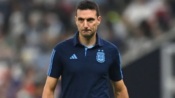 Sin Lisandro Martínez, ¿A quién pone Scaloni en la Selección Argentina?