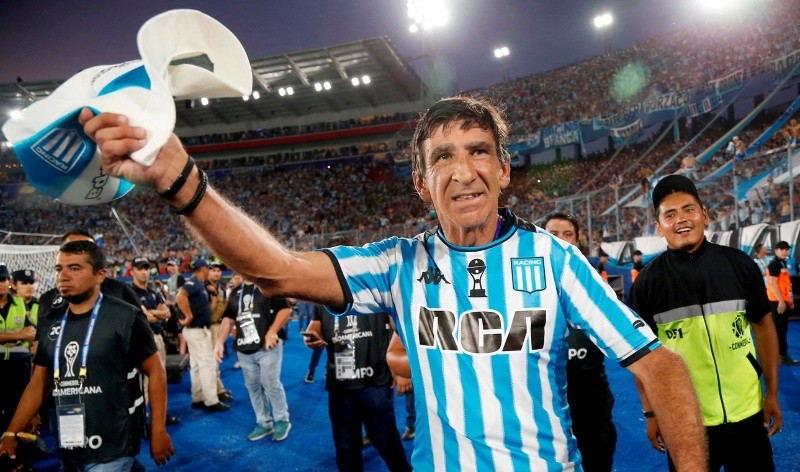 Gustavo Costas dejó un picante palito a Boca, River e Independiente en Racing. Gustavo Costas dejó un picante palito a Boca, River e Independiente en Racing.
