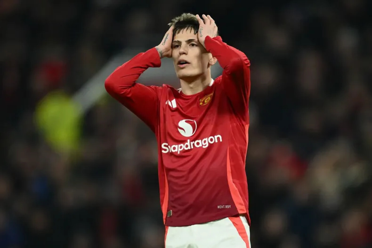 Preocupa a Garnacho: El jugador que buscaría Manchester United para reemplazarlo