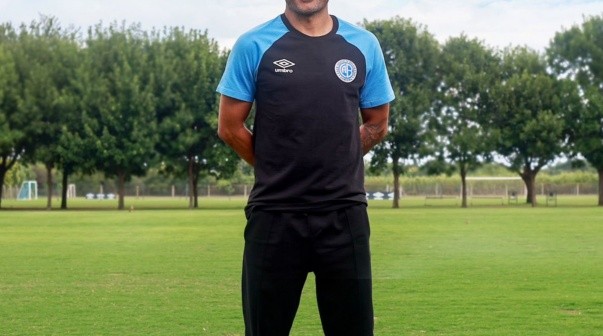 Tras su salida de Belgrano, Erviti apuntó contra Olave: 