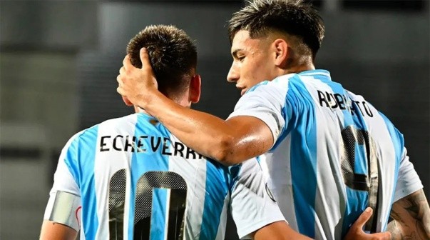 El sentido posteo del Diablito Echeverri para Ruberto: 