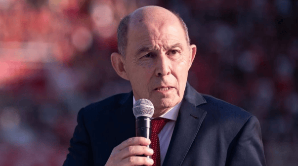 Bochini volvió a cuestionar a Pekerman por Messi: 