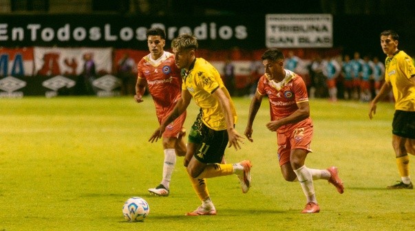 Giro inesperado en el Torneo: Aldosivi metió un batacazo ante Argentinos