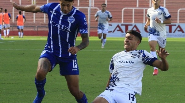 Godoy Cruz y Talleres empataron 0-0 en la reanudación del partido