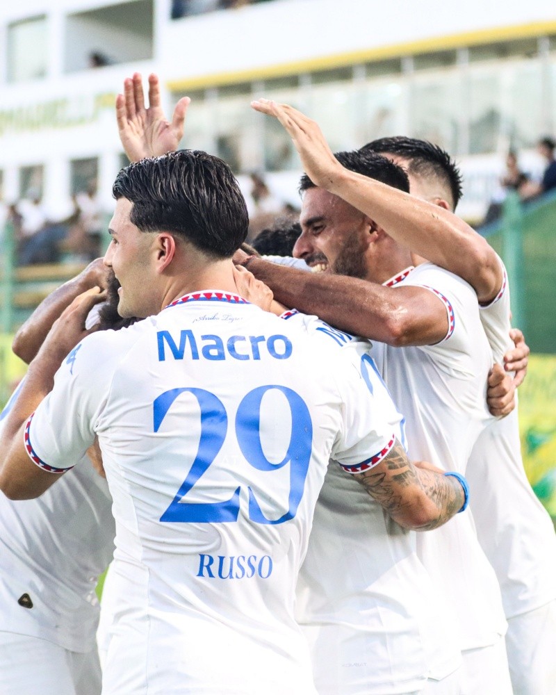 Tigre remontó y venció a Defensa y Justicia en Varela Tigre remontó y venció a Defensa y Justicia en Varela