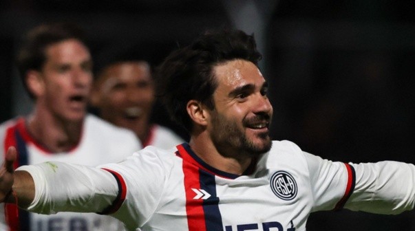 San Lorenzo se hizo fuerte de visitante ante San Martín de San Juan y se acomodó