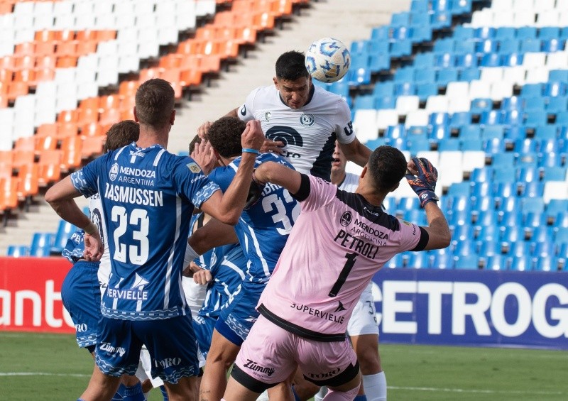 Andino y Villalba sellaron el empate caliente entre Godoy Cruz e Independiente Rivadavia Andino y Villalba sellaron el empate caliente entre Godoy Cruz e Independiente Rivadavia