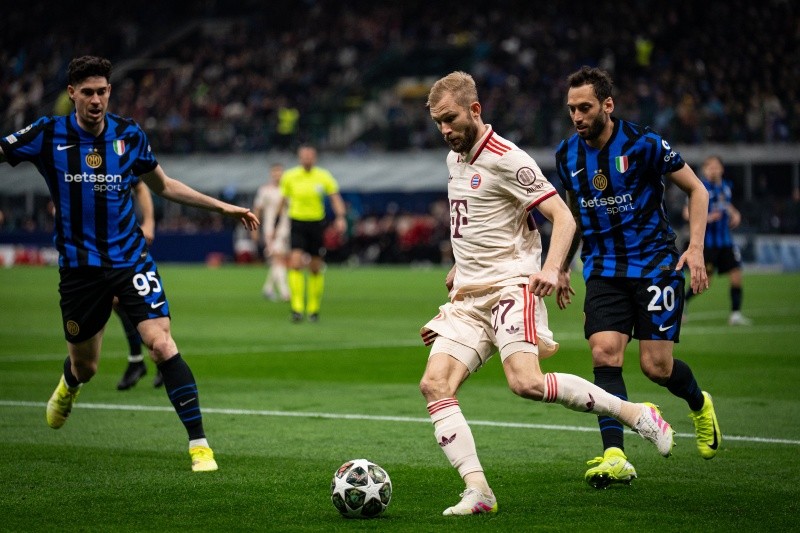 El Neazzurri recuperó terreno y también generó sus ocasiones, mas no ninguna de notable peligro. El Neazzurri recuperó terreno y también generó sus ocasiones, mas no ninguna de notable peligro.