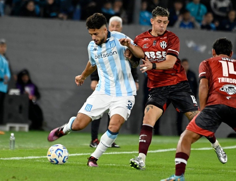 Racing jugó un partido clave ante Central Córdoba en Avellaneda Racing jugó un partido clave ante Central Córdoba en Avellaneda