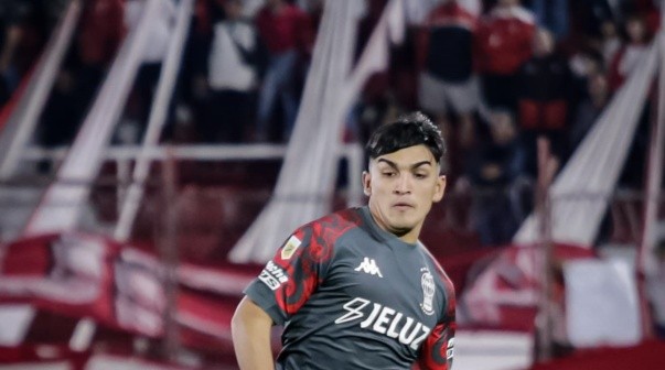Huracán fue sorprendido por Barracas Central en un choque con polémicas