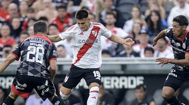 RIVER VS BARRACAS. Fecha 22 Copa Liga Profesional. Fútbol Argentina Primera División 10/11/2024