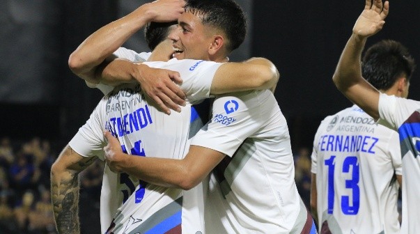A Godoy Cruz le costó, pero se llevó un triunfazo de Paraguay ante Sportivo Luqueño