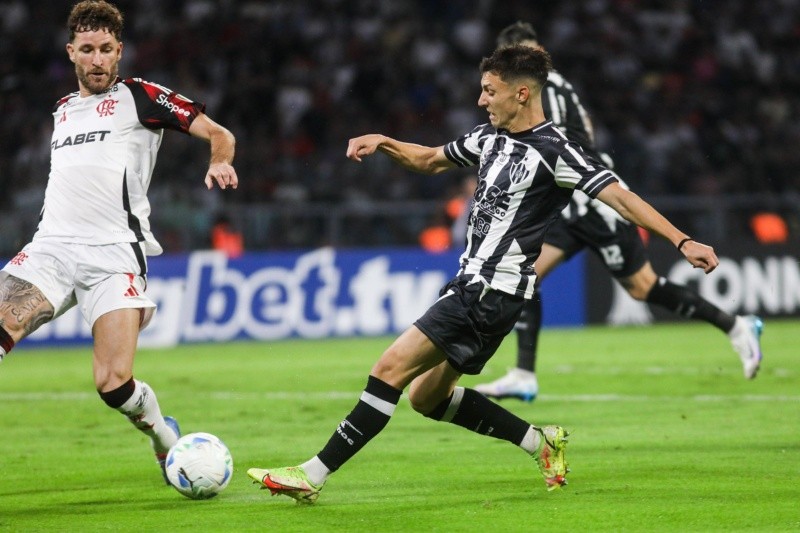 Central Córdoba estuvo cerca, pero no pudo con Flamengo y se acomodó en la Libertadores Central Córdoba estuvo cerca, pero no pudo con Flamengo y se acomodó en la Libertadores