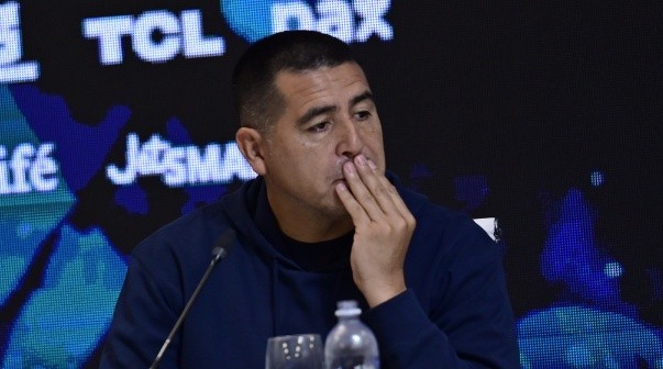 Riquelme le contestó a los hinchas de Boca después de los insultos: 